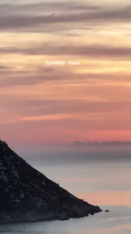 Lugares mágicos #ibiza #magic #sunlight #sunrise #esvedra #parati 