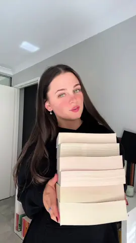 Part 2 || book couples that belong together 🤭🌷✨ 🏷️ #booksbooksbooks #bookworm #book #bookstagram #booklover #booknerd #bookaddict #bookphotography #bookblogger #booklovers #bookreview #booklove #bookrecommendations #bookcommunity #bookstagram   #bookaesthetic 