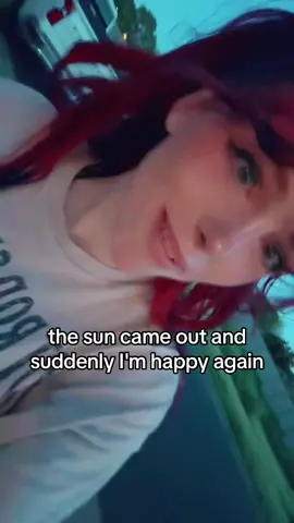 Sorry if i ghosted you during my seasonal depression  #seasonaldepression #sun #sunsoutbunsout #warmth #egirlsinthewild 
