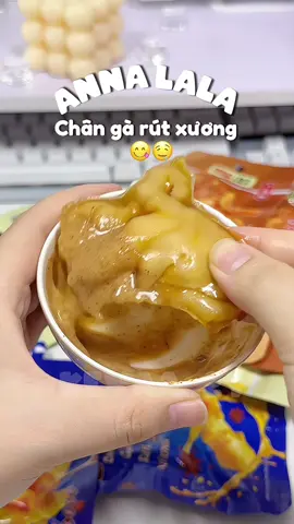 Chân gà rút xương nhà Anna Lala đây mấy ní ơi!!! Ăn siu dính luôn í 🤤🌶️ #changarutxuong #changarutxuongannalala #annalala #gocanvat #anvatcungtiktok #anvat #xhuongtiktok #viralvideo #foryou 