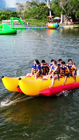 ✨Juegos inflables acuáticos más grande de la selva Peruana #tarapoto #tarapoto_perú🇵🇪💚🌴 #selvaperuana #diversion #adrenalina