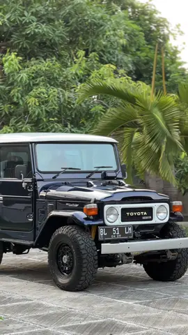 Done Platinum Coating Package On Toyota Land Cruiser FJ-40✅ By Appointment Only! Contact Us☎️ #polesdirumah  #toyotafj40  #landcruiser  #kinclongdirumah 