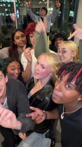 NEW DANCE UP TO @Freya Skye new cover song DC:me@Malachi Barton @meg donnelly @Teya Wild @Julian Lerner @chandler kinney @milomanheim assistant choreographer @Sway Bhatia  #cover #selenagomez #disney 