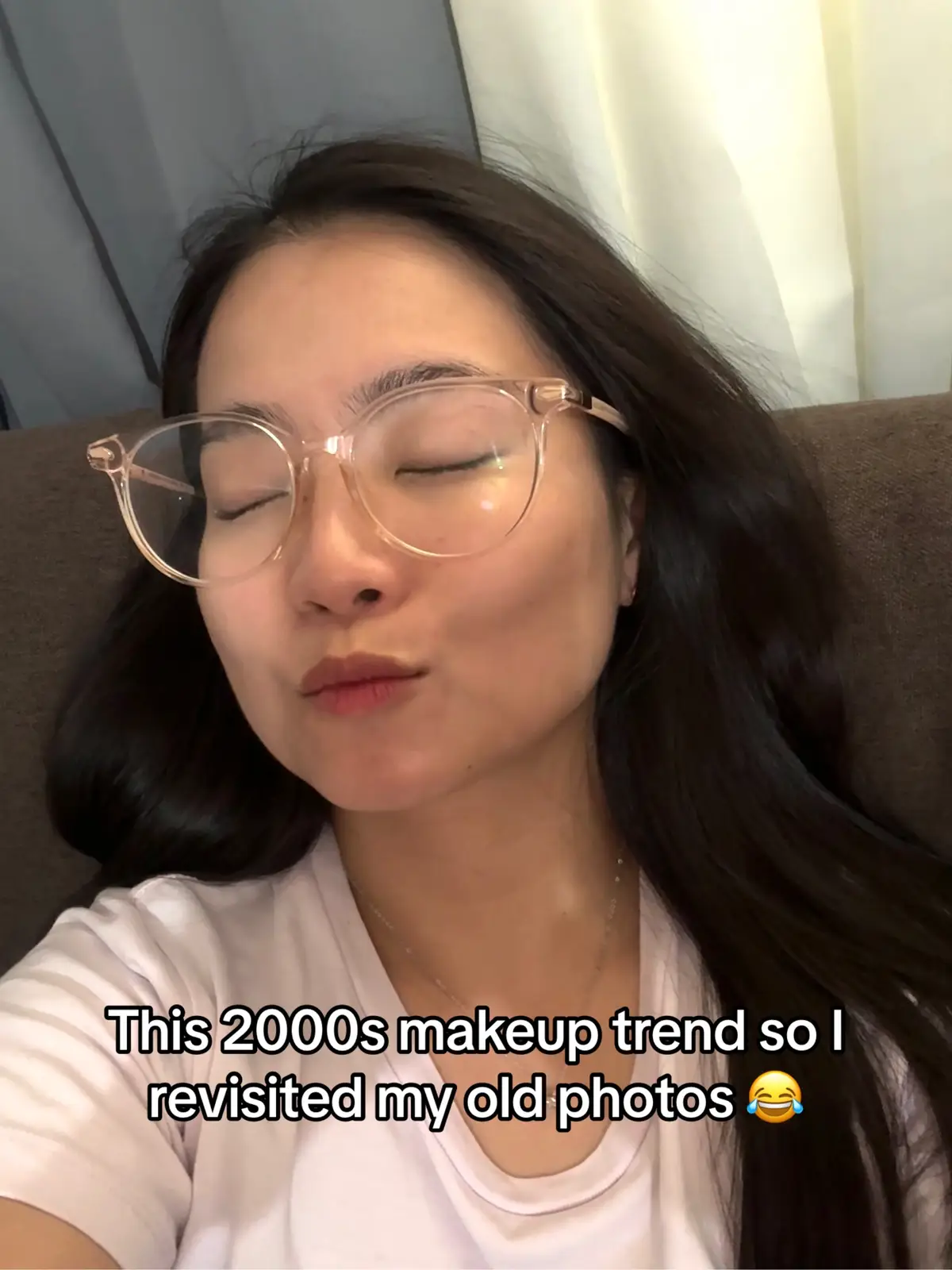 Are you ready for it? 🤣😅🥹 #fyp #foryoupage #2000sthrowback #2000makeuptrend #2000makeup #2000skids #2000sfashion #2000smakeup 