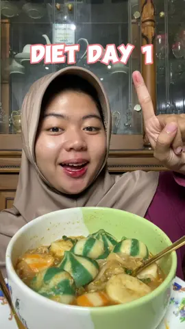 makan seblak dumpling | seblak dumpling matcha #seblak #seblakviral #dumpling #mukbang #makan #pedas #food #spicy #viral #tiktok #fyp  #fypviralシ 