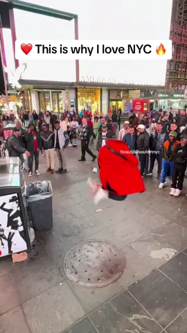 This one is SPECIAL because it was a SPECIAL request from those kids @beautifulsoulsinnyc  Eid Mubarak 🙏🏿 to all the brothers and sisters all over the world watching this. Dm for PROMOS 🎥 @beautifulsoulsinnyc @painqiller  #fyp #nyc #timessquare #reaction #viral #random #fun #joy #foryou #Soccer #trickshot #skills #Love #pray #eid #eidmubarak #football #effortless #mashaallah #kids 