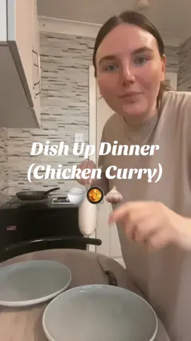 Dish up dinner with me🍚🥘🧄❤️ #mumvlogger #dishupdinner #chickencurry #FoodTok #Foodie #dishupdinnerwithme #mumsoftiktok #foryoupage #fyp #homemadefood 