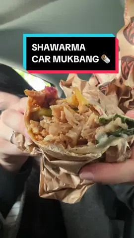 SHAWARMA MUKBANG 🌯 #mukbang #eatingshow #carmukbang #shawarma #dürüm 