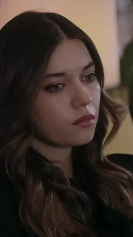 ما اشتقتولي؟ 😔#افرا_ساريتاش_اوغلو #afrasaraçoğlu #طائر_الرفراف #yaliçapkini 