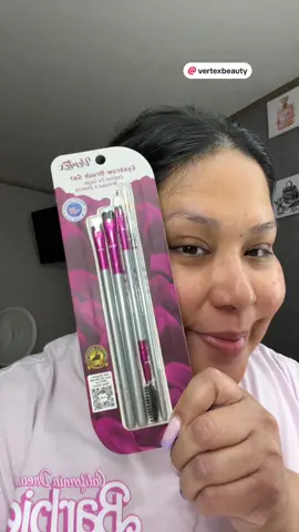Best brushes! @vertexbeauty #sustainablychic #vertexbeauty #vertexeyelinerstencil  #vertexmakeupbrushes #amazonfinds #walmartfinds 