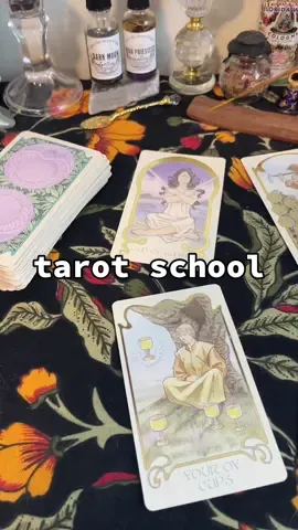 the easiest way to learn tarot #witchtok #tarot #tarottips #tarotreading #witchtips #spiritual #spiritualtiktok 