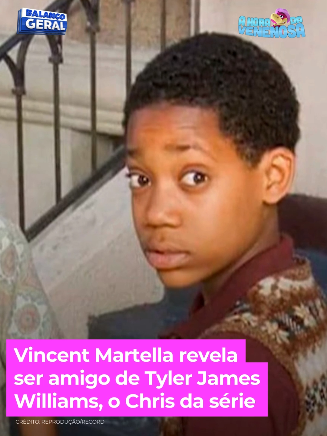 A pergunta de milhões: Vincent Martella é amigo de Tyler James Williams? A dupla Chris e Greg é real? Veja o que ator revelou para o #BalançoGeral em entrevista exclusiva no R7 e no PlayPlus! #AHoraDaVenenosa #vincentmartella #tylerjameswilliams #chrisegreg #todomundoodeiaocris