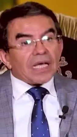 دعاء تحصين: لا اله الى هو وحده لاشرك له له الملك و له الحمد يحي و يميت و هو الحي لا يموت بيده الخير و إليه المصير و هو على كل شيء قدير 🤲#عبدالواحدوجيه 