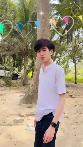 ចេញញ៉ែប្អូនថ្លៃ🤣 _______________________ #ក្លេម៉ាស់felix @Nimol Felix - ម៉ាក់អូនភូ 💕 