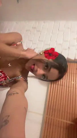 This dress ❤️#srilanka #xyzbca #srilankan_tik_tok #srilankatiktok #tiktok #foryou #fyp 