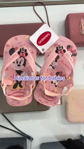 Havaianas baby disney ✨ Disponíveis no nosso website e loja física                                                 www.kingstore.pt 🌐                     📍 Rua de São Marcos 106, Braga.                                                   #havaianas  #baby #disney #fashioninspo #flipflop #fyp #HereYouAreTheKing 