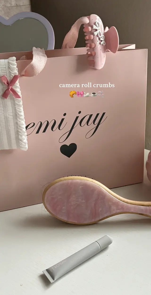 when did i start living like my pinterest boards #pinkaesthetic #girlyaesthetic #kathrynnnr #cameracrumbs #photodump #pinterestaesthetic #rhodelippeptide #djerfavenue #gisou #emijay #emijaynyc 