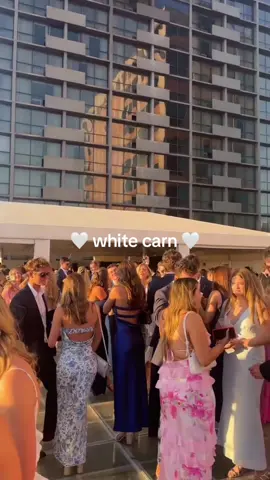 Get ready with @soph and @Jamie Mandeville to go to Formal! 🫶🏻✨ Thanks to our amazing social team for putting on a beautiful White Carn for PC’23, WE LOVE YOU ALL!! 💖 #fsu #sorority #formal 