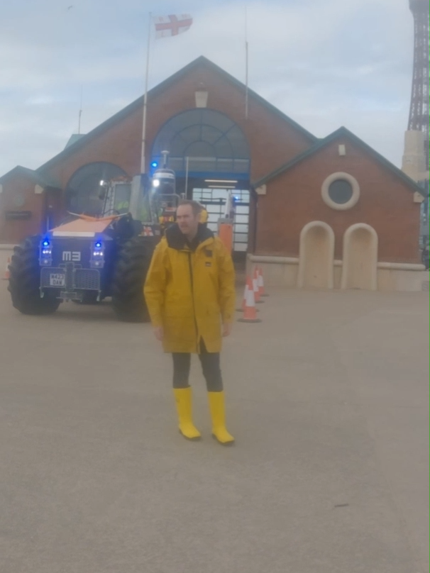RNLI blacpool sea search today rough waves, they are absolute heros arent they #blackpool #RNLI #searchandrescue #sea #coastguard #savinglives #foryou #foryoupage #fyp