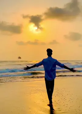 এই মন খারাপের দিনে সমুদ্র আমায় ডাঁকে 🌊🖤 #coxsbazar #seabeach #alone #tiktok #foryou #foryoupage #viral #instagram #facebook #reels #sunset #foryoupageofficiall 