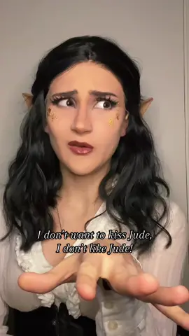 This was just a costest so dw it’ll be a better cosplay someday 😂, but I still think this is funny and I want to post this as soon as I can while the audio is still somewhat trending lol [#CardanGreenbriar #PrinceCardan #FemCardanGreenbriar #CardanGreenbriarCosplay #FemCardanGreenbriarCosplay #TheCruelPrince #TheCruelPrinceCosplay #HollyBlack #BookTok #Bookish #BooktokCosplay #BookishCosplay #BookCosplay #Bambi_CardanGreenbriar #booitsbam #NativeCosplayer #NativeBooktok #LGBTQIACosplayer]