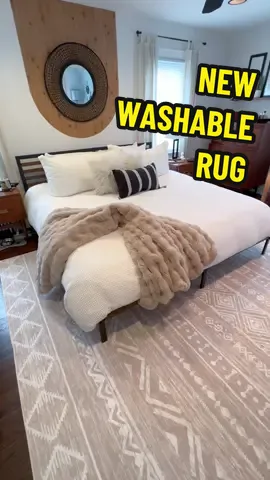 🛏️ I finally replaced the old rug in my bedroom with this new washable and stain resistant rug! . #washable #washablerugs #bedroomdecor #decorinspo #interiordesign #bedroommakeover #arearug #bohodecor #neutralaesthetic #homedecor #decorinspo 