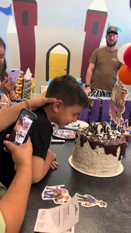 Cake Smash FAIL😂💀 Unfortunately the cake was so hard his face bounced off of it.🤣  My sweet J still had a blast on his big day! #Birthdayboy #Cakesmashfail #fypシ #birthday 🥳🎂🎉@anna_arms94 