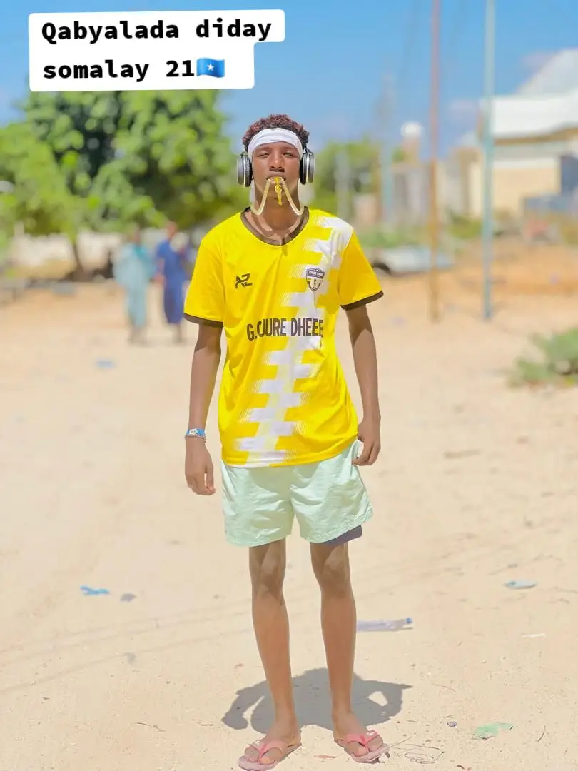 qabyalada diday somalay #somalitiktok #somalitiktok #CapCut @🗡Taliye__A.....J....🚬..🗡⚔️? @ᴛʟʏ__xɪɪʀᴀɴᴇ_ᴡɪɪʟ_ᴊ.ɢ☠️ @Le__jo wiil comndo 