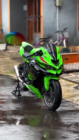 Gantengnya Oyyy 😋 #zx25r #zx25rr #cinematic 