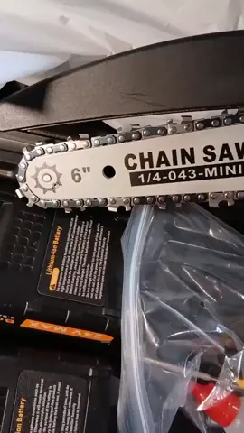 cordless mini chainsaw #tiktokshop #tiktok #minichainsaw #minichallenge #changesawman 