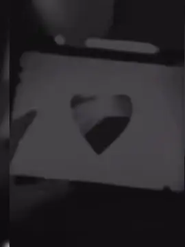 tau ngga knapa ad emote di perban gitu, ya krna itu lambang hti sse'orang yg  trlhat baik