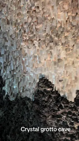 #crystalgrotto #painshillpark #painshillparksurrey #crystalcave #crystalcaves #daysoutwithkids #surrey #kidsofticktock #chobham #explore 