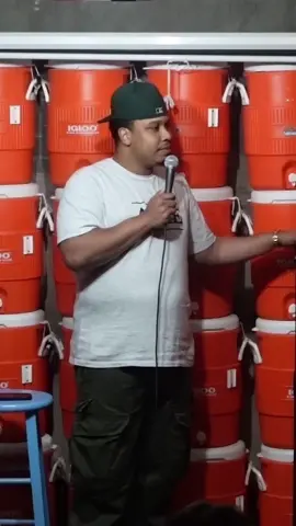 Everybody hates Drake. Yesterday had to be one of the most exciting days in hip hop in a long time. #drake #beef #battle #standupcomedy #crowdwork #wannabe #sportsdrink 