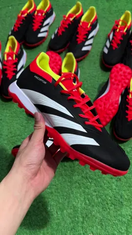 Adidas Predator Elite TF • Mais recente 🔥🔥Disponível no atacado Entre em contato comigo para cooperação #chuteiras #chuteira #chuteiraimportada #futebol #adidas #chuteirasociety #chuteiraadidaspredador #predator 