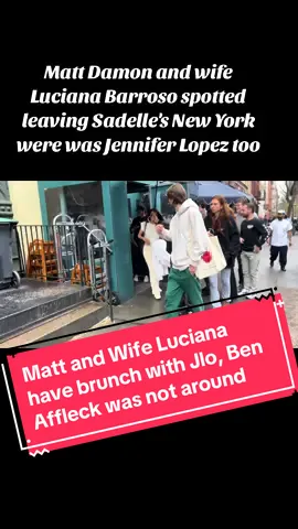 Matt Damon and Wife Luciana were spotted leaving Sadelle’s after having Brunch with Jennifer Lopez. But Ben Affleck was not around #mattdemon #mattdamonlucianabarroso #jlo #benaffleck #friends #newyork #newyorksrealpaparazzi #fypシ #ny 