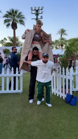 When you sneak ur friends in… 🌵🎡 #coachella day 2 @Anwar Jibawi @Adam W @Corentin Huard 