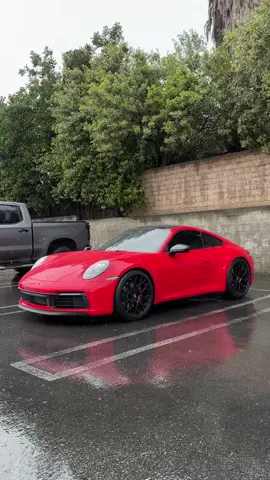 Couldnt let the rain stop me from getting a cruise in!  #porscheusa @Porsche #992 #carrera 