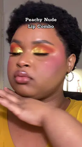 So sad that this eye look didn’t hold up 😭 Products Used @moiracosmetics Statement Gel Liner • 03 Brown @Milani Cosmetics Color Statement Lipstick • 69 Matte Beauty Color Fetish Lipstick • 410 Pleasure @Glam oasis Gloss • Barely There