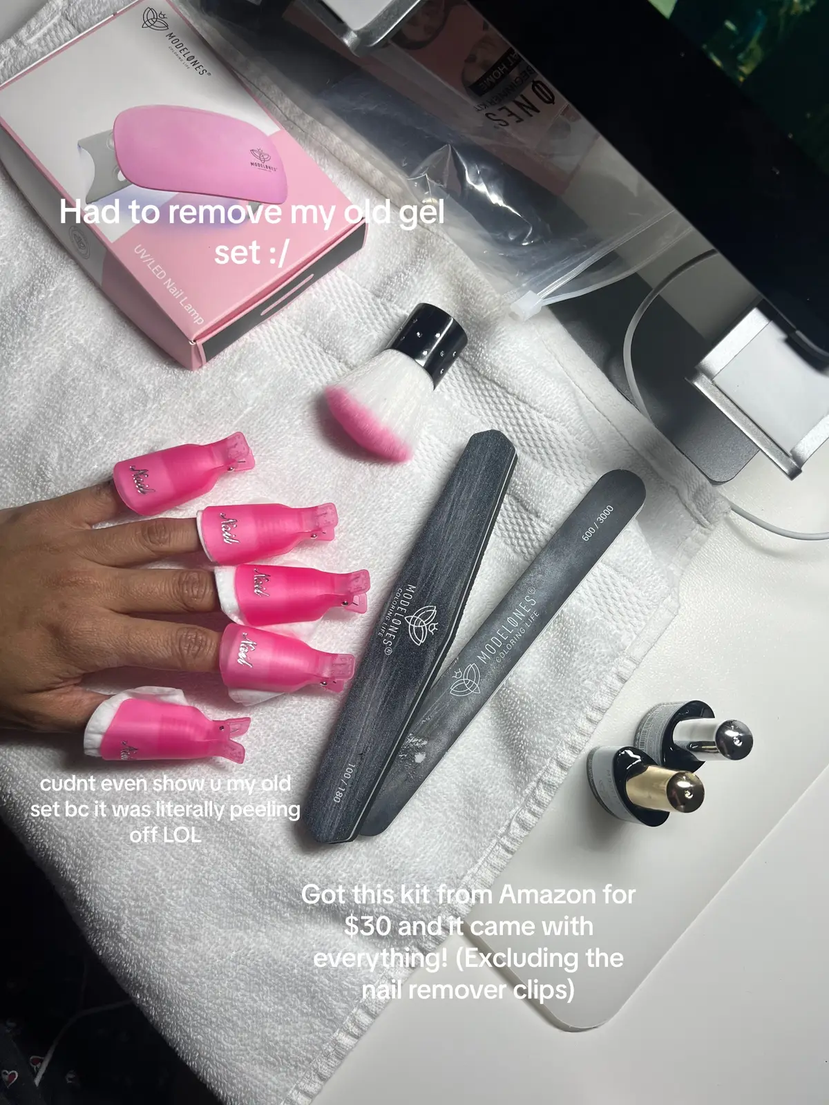 For the diy girlies 🫶🏽 my nails grow so fast and this saves me so much money, it lasts and its so easy🫰🏽  #gelnails #diynails #amazonnailfinds #nailsart 