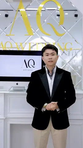 Vào cuộc họp cùng AQ STUDIO nhé 📸🍓 #tiktokviral #muacuoi #dalat #AQSTUDIO #wedding #hop #codau #tiktokviral #trangdiem #makeup #xuhuong #video #LearnOnTikTok #weddingplanning #photography #planning #cuoi #weddingvibes 