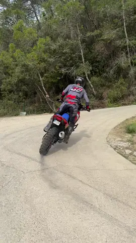 25 MILLIONS views with this song? 😳 #concretedrift #africatwin 