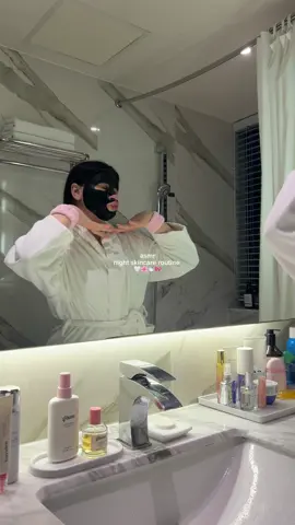 grwm for bed ✨🤍😴 #asmr #asmrsounds #skincare #skincareroutine #koreanskincare #aestheticvideos #asmrvideo #pinkaesthetic #girlygirl #pinterestinspo #fyp #pourtoi @OLIVE YOUNG Global @TIRTIR @imfrom_us @이즈앤트리 @𝗧𝗼𝗿𝗿𝗶𝗱𝗲𝗻 토리든 @Round Lab Global Official Page @Aromazone_officiel @Summer Fridays 