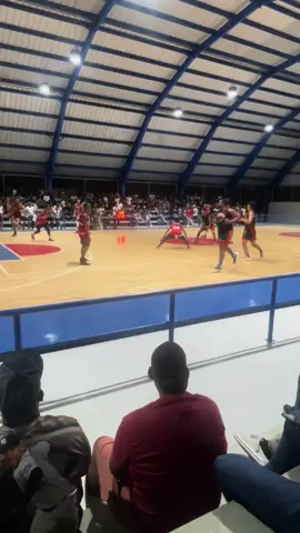 Fogueo del torneo superior de Sanchez #basketball #parati #dominicana #tiktok #dunks #eladiocarrion 