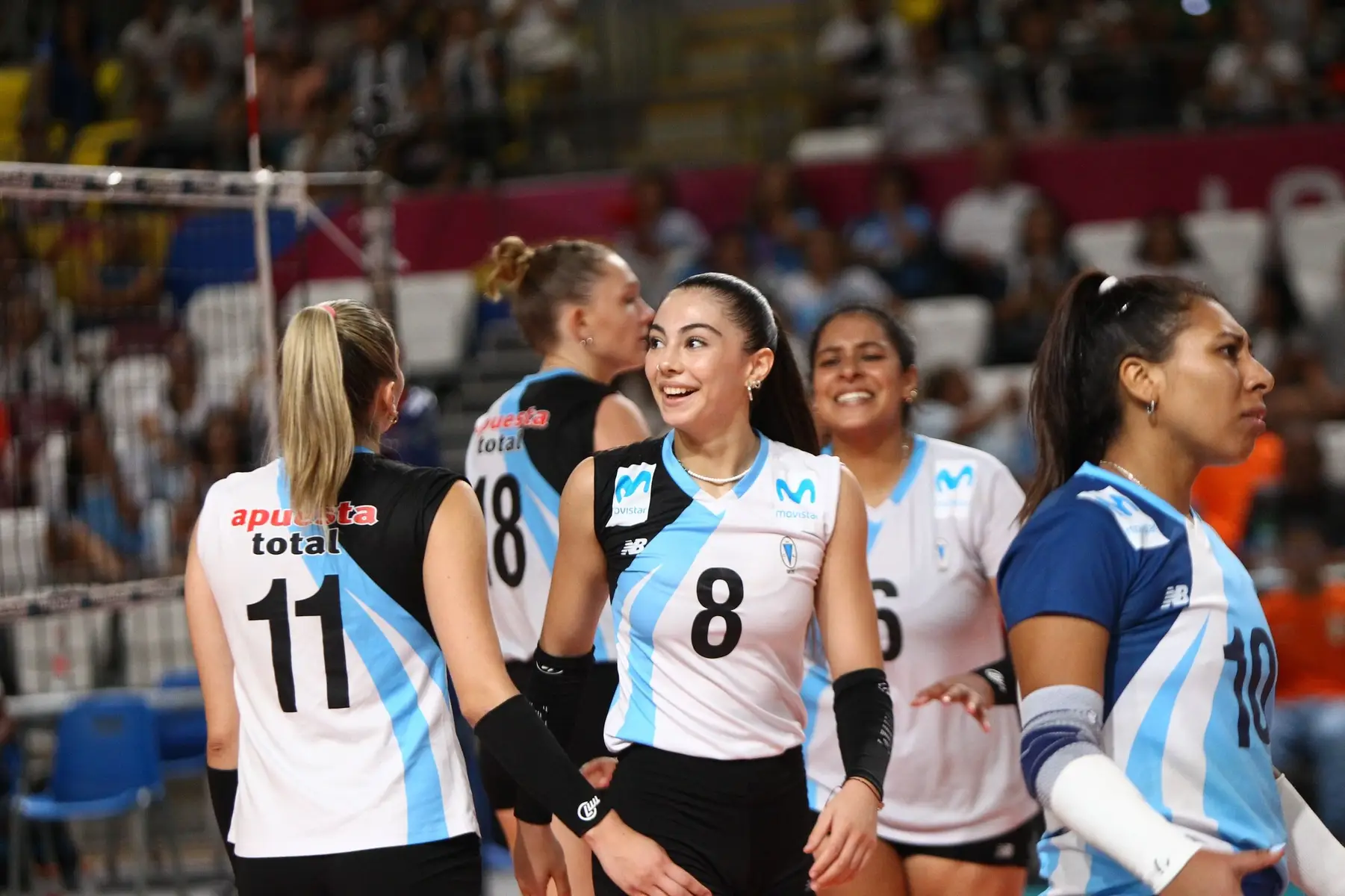 📷Postales de #FlorenciaGiglio, #RegatasLima , #AlianzaLima, #USMP por la #lnvfapuestatotal  #Voley #Voleibol #voleibolfemenino #volleyball #voleyboll🏐🏐 #voleibolista #volleyballplayer #volleyballgame #voleyperuano #volei #chile 