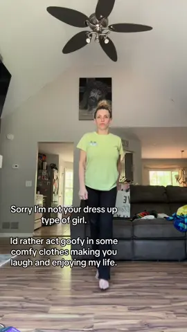 Follow along for more ridiculous dancing #fyp 