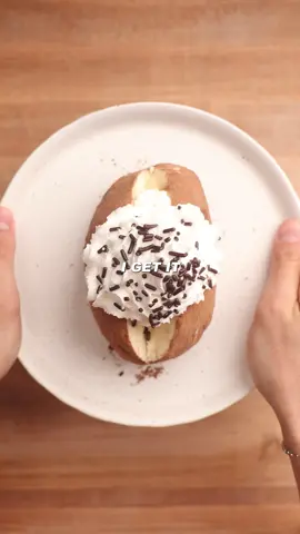Baked potatoes and ice cream? #fyp #foryoupage #food #cooking #foodasmr #Recipe 