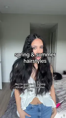 Which hairstyle did you like best? 1or 2? OR bonus option… Just the way the hair?  #summerhairstyles #springhairtrends #festivalhair #hairinspo #wavyhair #wavyhairroutine 