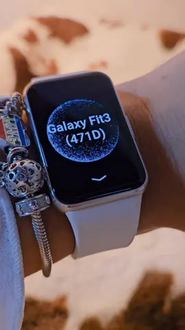 Samsung galaxy fit3  #cleangirlaesthetic #cleangirl #vanilla #girls #girlssupportgirls #comprinhas #compras #unboxing #pinterestaesthetic #pinterest #saude #autocuidado #samsungfit #samsunggalaxy #samsung #relogio #bemestar #review 