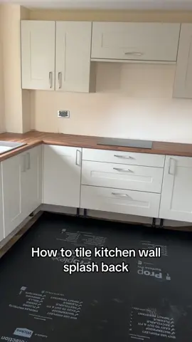 How to tile kitchen wall splash back  - - - #how #howto #tile #tiling #tiles #kitchen #renovation #DIY #fyp #foryoupage #construction #tutorial