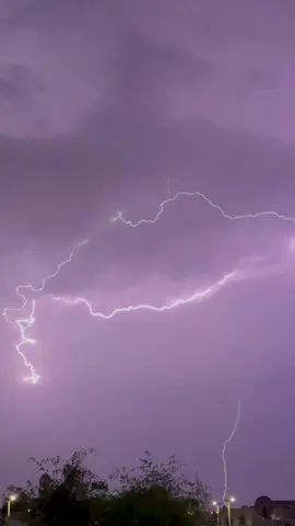 ⚡️🩶 #خلف_بن_هذال #برق #رعد #منخفض_الهدير 